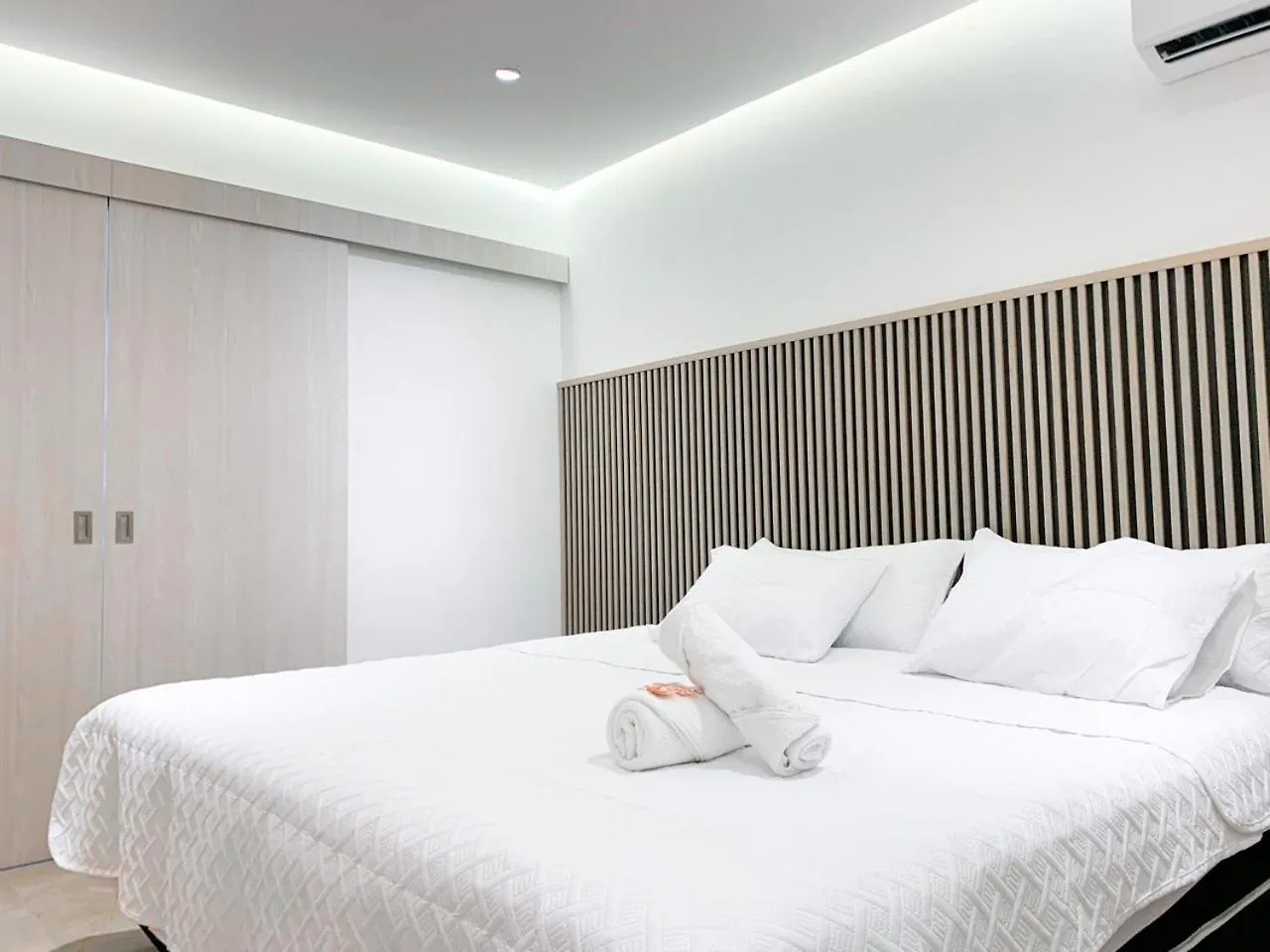 Airbnb Guayaquil, Mall Del Sol, Piso Alto Ecuador