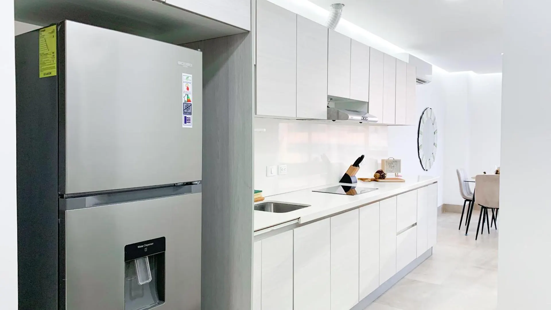 Airbnb Guayaquil, Mall Del Sol, Piso Alto Ecuador