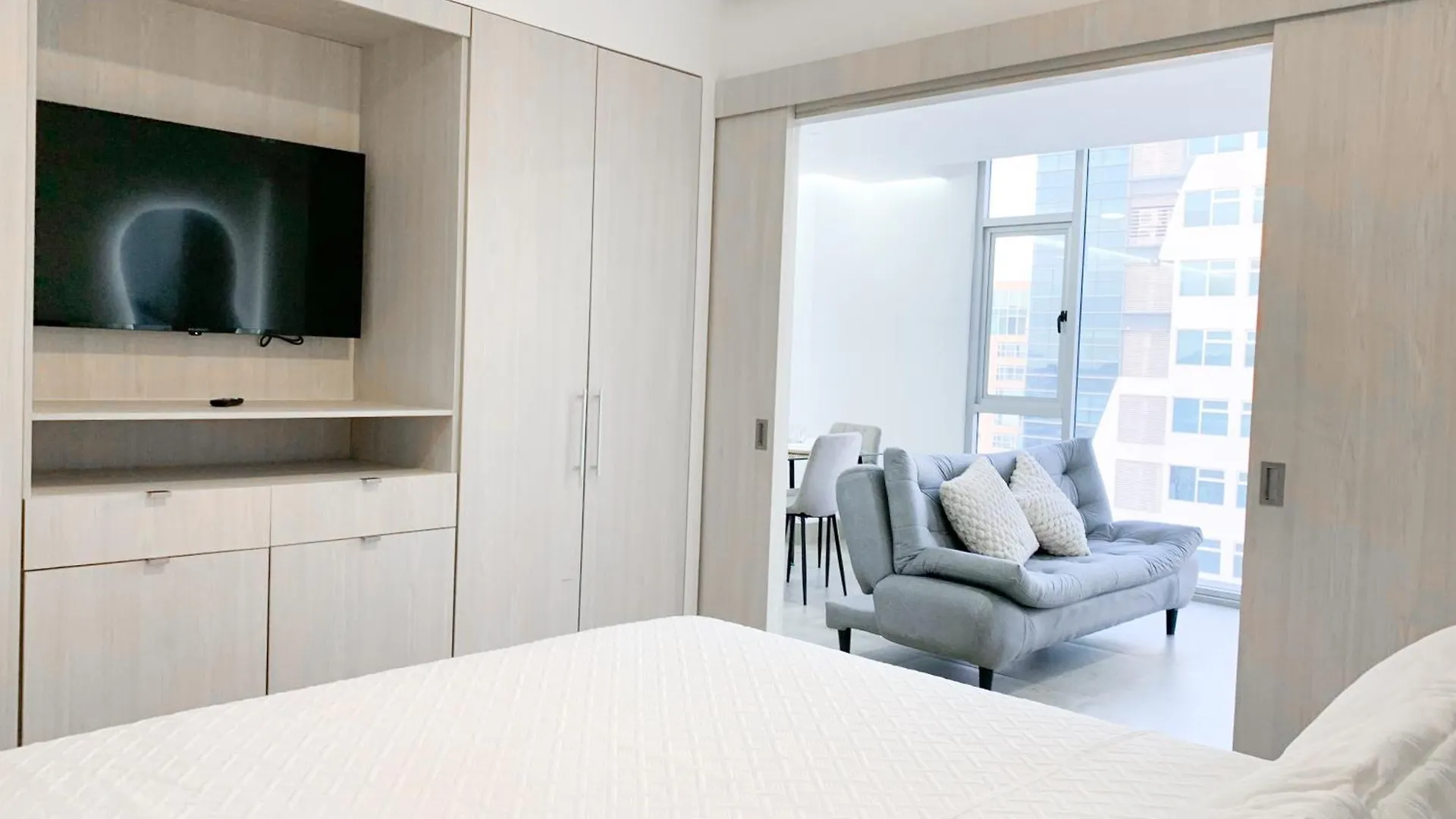 Apartamento Airbnb Guayaquil, Mall Del Sol, Piso Alto
