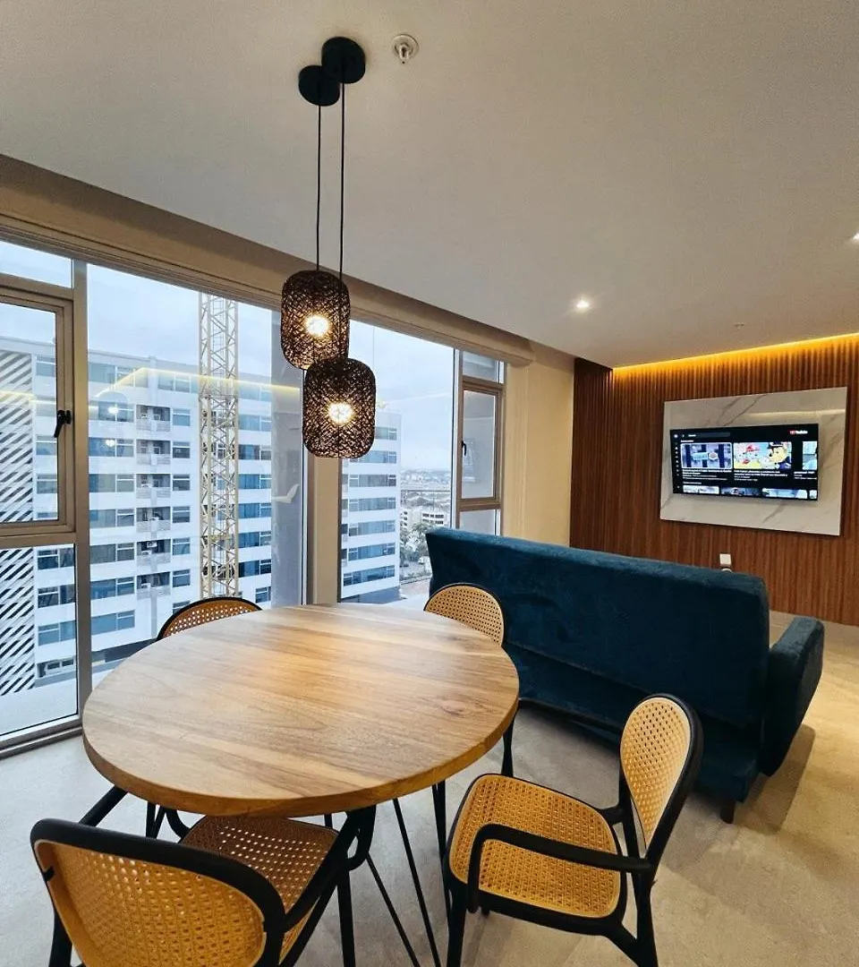 Airbnb Guayaquil, Mall Del Sol, Piso Alto Apartamento