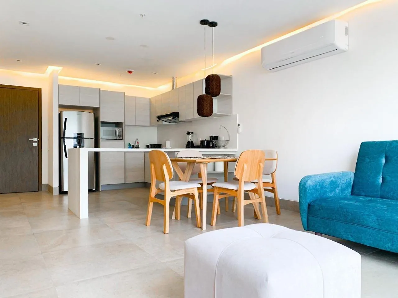 Airbnb Guayaquil, Mall Del Sol, Piso Alto Apartamento