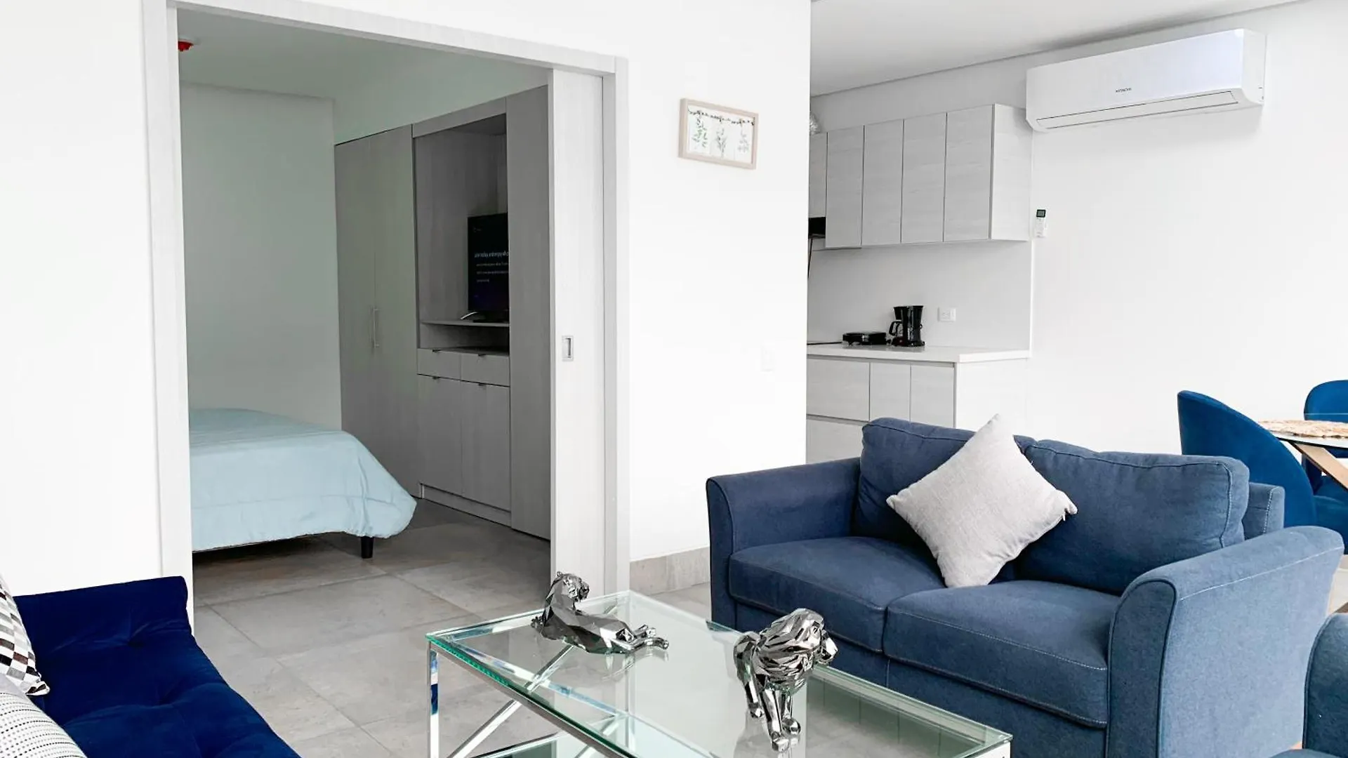 Airbnb Guayaquil, Mall Del Sol, Piso Alto 0*, Guayaquil