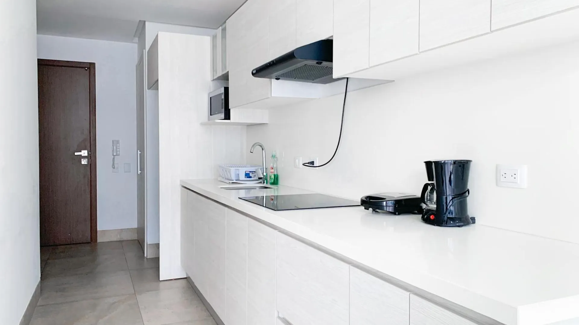 Airbnb Guayaquil, Mall Del Sol, Piso Alto Apartamento